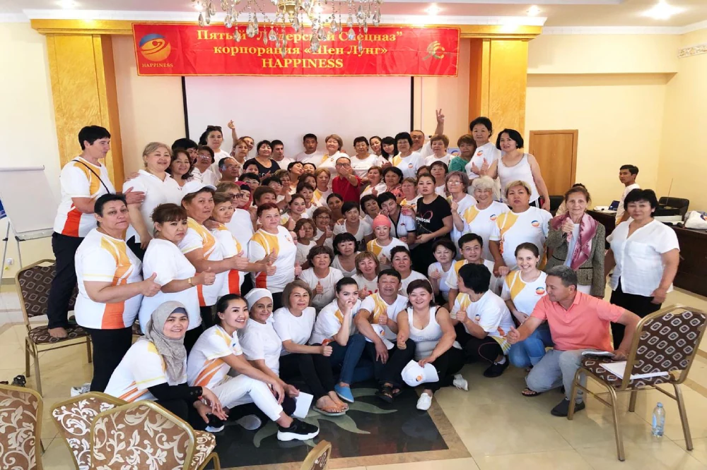 5. Trainingsseminar "Leadership Special Course" der Hong Kong Sheng Long Corporation in Kasachstan