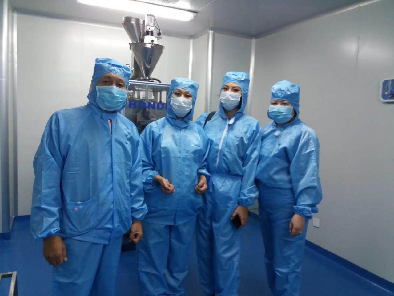 Zweiter Besuch der HAPPINESS-Manufaktur
