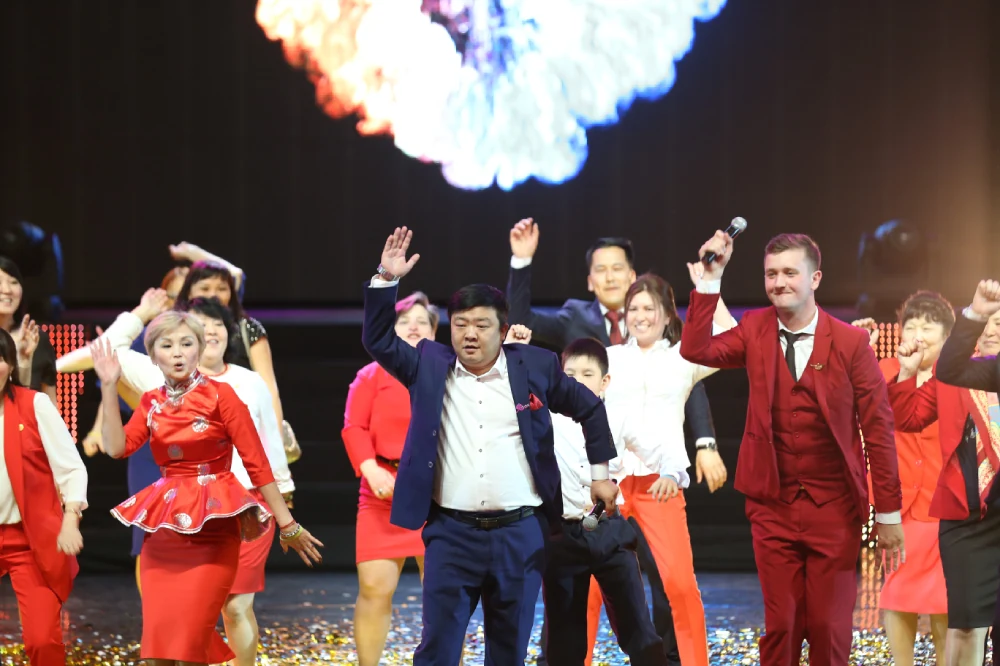 8-летие Гонконгской корпорации «Шен Лунг» HAPPINESS